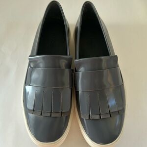 VINCE KILTIE FRINGE SHOES